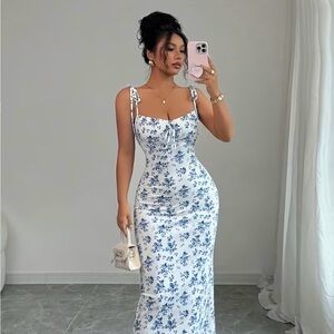 Floral Halter Maxi Dress - (All sizes available)